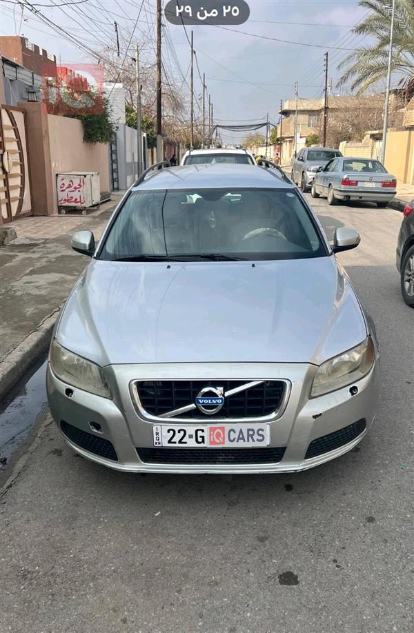 فولفو V70 2011 للبيع في العراق - الموصل